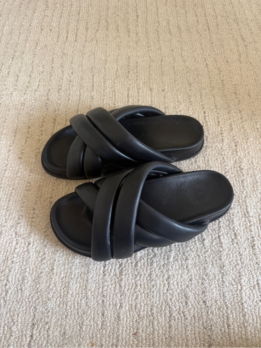 Anine Bing Black Padded Cross-Strap Leather Slide Sandals - Picture 4 of 7